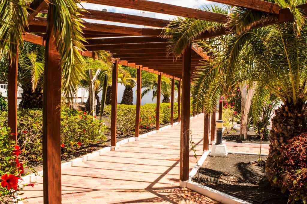 Ferienwohnung The Colors House Costa Teguise Exterior foto
